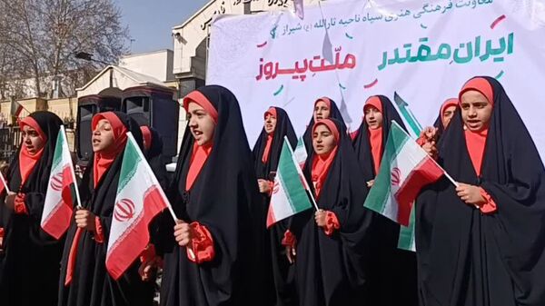 راهپیمایی ۲۲ بهمن برای ایرانی آباد و امید به فردایی بهتر است