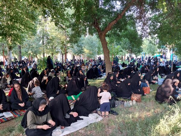 دعای روح بخش عرفه در شهرستان دره شهر 