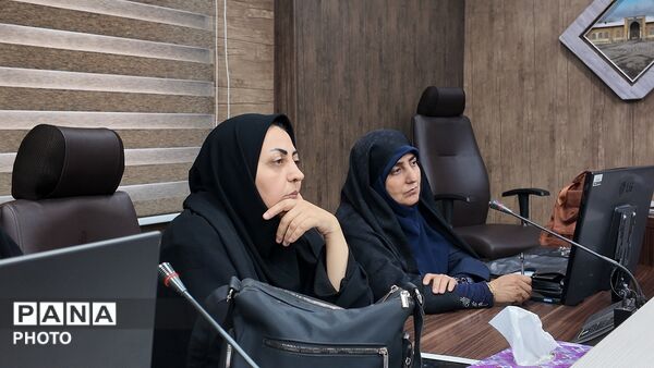 روایت تصویری از نشست گرامیداشت روز جهانی سوادآموزی در زنجان