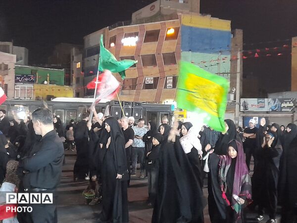 اجتماع باشکوه عظیم مردم غیور شهر قدس در میدان امام خامنه‌ای 