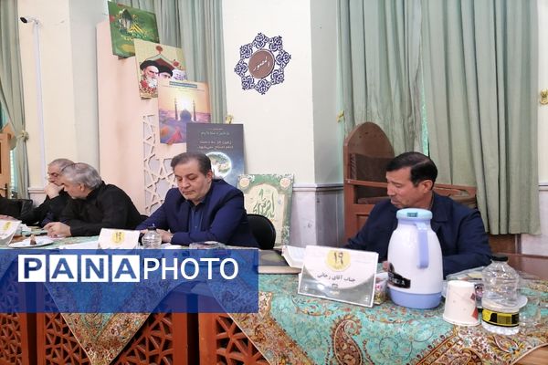 محفل انس با قرآن فرهنگیان و دانش آموزان خراسان رضوی در یادبود شهید جمهور