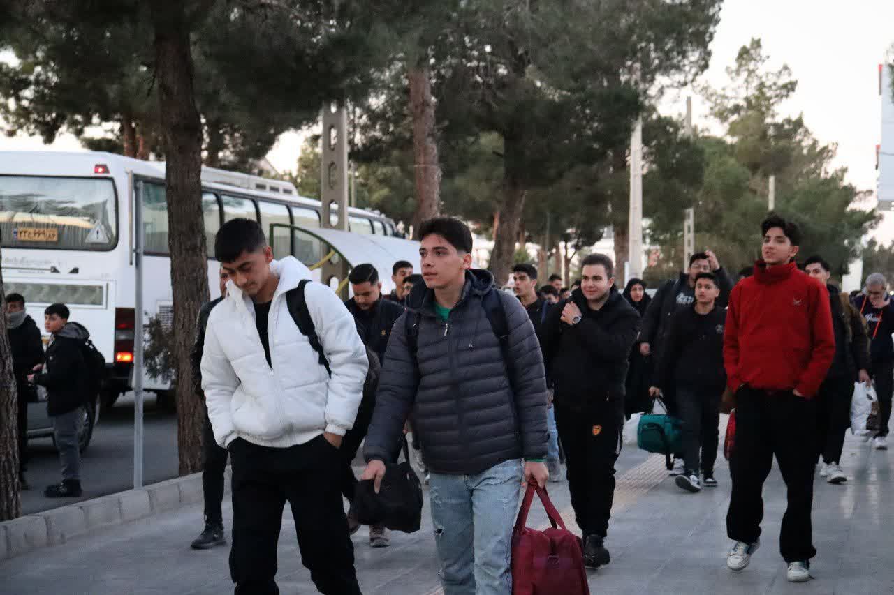 اعزام کاروان راهیان نور دانش‌آموزی شهرستان دامغان  