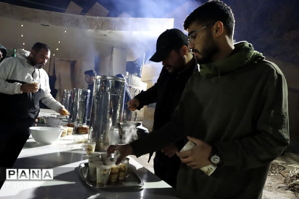 شب اربعین قائد امت اسلام در دانشگاه آزاد اسلامی مشهد
