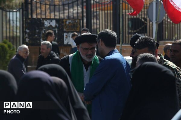 قیام مردم انقلابی شهر کهک قم به خونخواهی رهبر شهید 