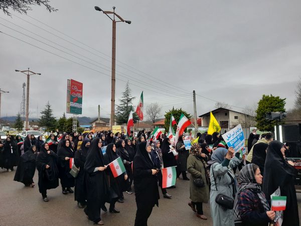 راهپیمایی 22 بهمن در اطاقور 