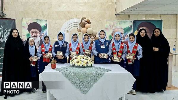 گرامیداشت هفته معلم در اداره آموزش و پرورش ناحیه۶ مشهد