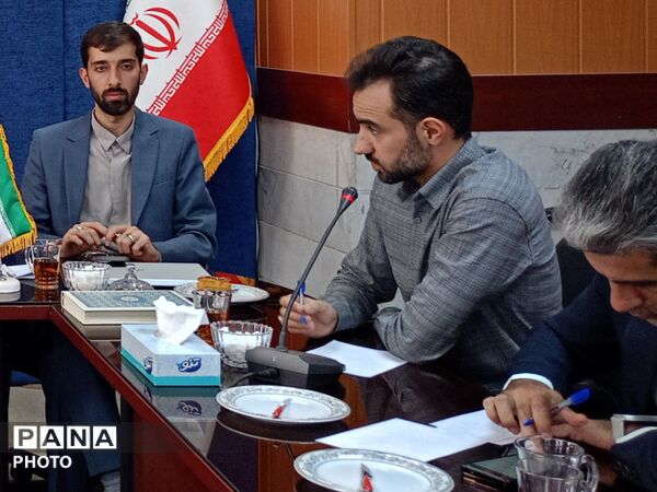 جلسه هم اندیشی قطب شهید مدرس(ره)