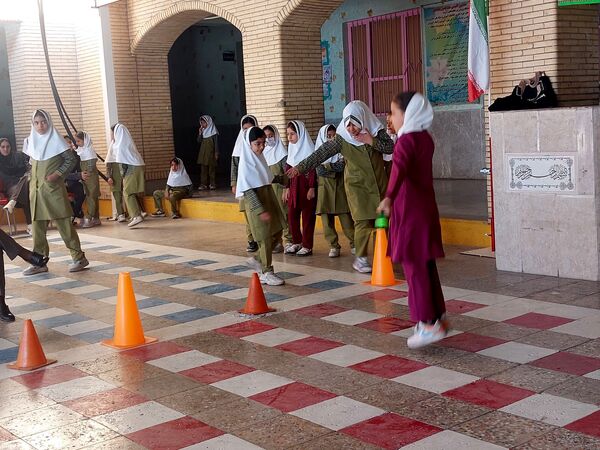 برگزاری مسابقه بین‌مدرسه‌ای طناب‌زنی ویژه دختران در حاجی‌آباد