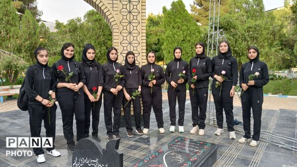 آغاز مسابقات ورزشی دختران دانش‌آموز با شعار سلامت و امنیت در همدان