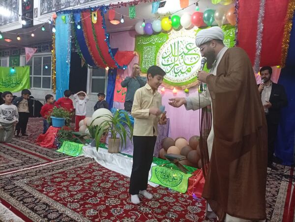 تکیه حسینی غرق در شادی علوی