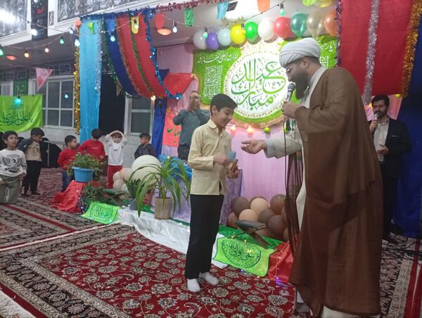 تکیه حسینی غرق در شادی علوی