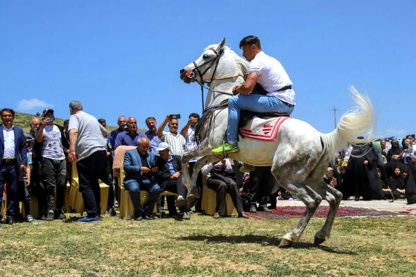 دومین جشنواره فرهنگی و ورزشی در روستای جوبند اهر