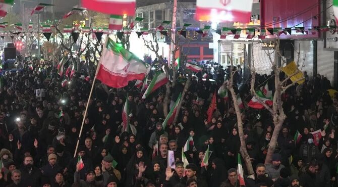 پاسخ شهروندان به نامه فرمانده هوا و فضای سپاه پاسداران 