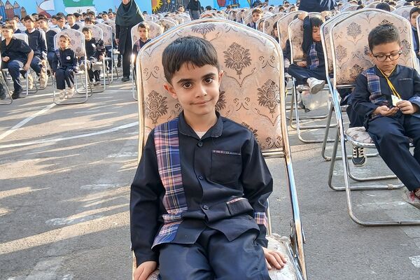 مراسم گرامیداشت روز دانش‌آموز در دبستان پسرانه بنکدار باقرشهر 
