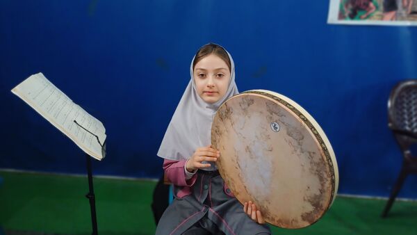 برگزاری نمایشگاه ماها در دبستان ام السلمه ۲ شهرستان جاجرم
