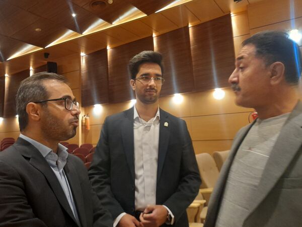 انتخابات اعضای انجمن اولیاء و مربیان ناحیه۷ مشهد