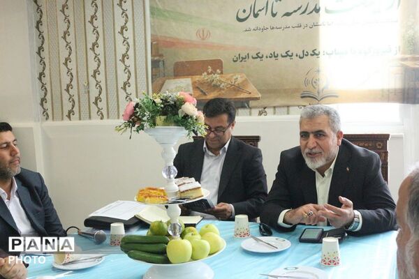 میزبانی آموزش‌و‌پرورش فیروزکوه از نشست شورای مؤسسان شهرستان‌های استان تهران