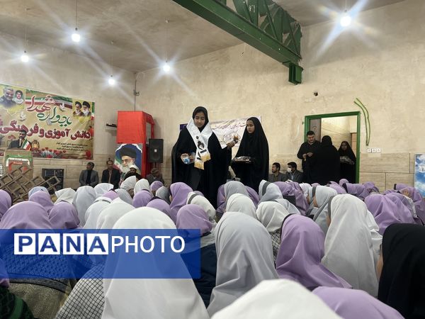 برگزاری گفتمان دینی در مدرسه عشایری دربند