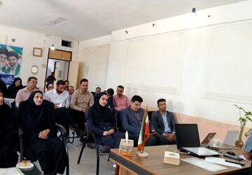 آیین گرامیداشت هفته معلم در اداره آموزش‌وپرورش منطقه بیرانوند