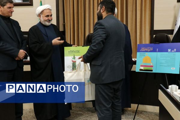 نشست هم‌اندیشی کانون‌های فرهنگی هنری مساجد با حضور معاون فرهنگی اجتماعی استاندار 