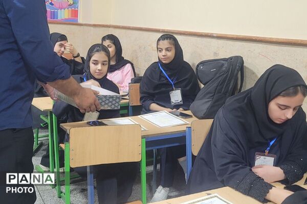 تجلی استعدادهای برتر در مرحله استانی جشنواره نوجوان خوارزمی