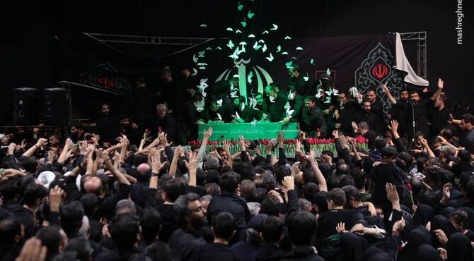سفر قهرمان امت