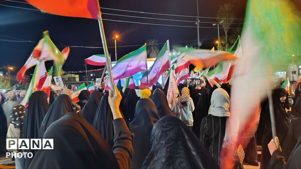 تجمع مردمی در پلدختر برای حمایت از ایران