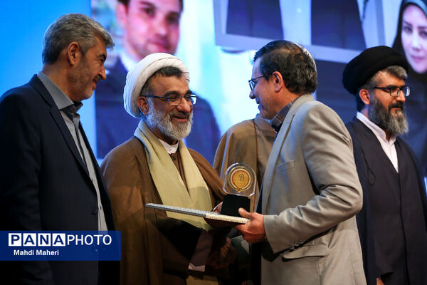 سیزدهمین جشنواره ملی پژوهش و فناوری دانشگاه فرهنگیان