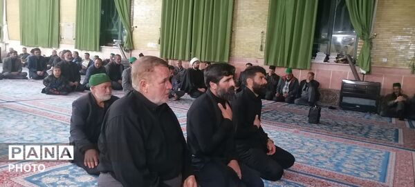 مراسم روضه خوانی وسینه زنی و عزاداری شهادت رهبر معظم انقلاب اسلامی در حسینیه شهر بار نیشابور 