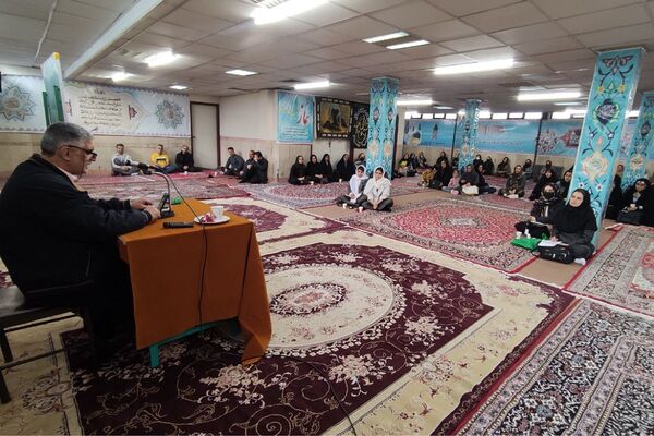سلسله جلسات گفتمان دینی و مشاوره خانواده در هنرستان موفقیان