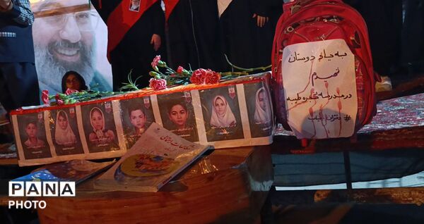 تجمع مردمی شهرستان کردکوی در تجدید بیعت با رهبر معظم انقلاب