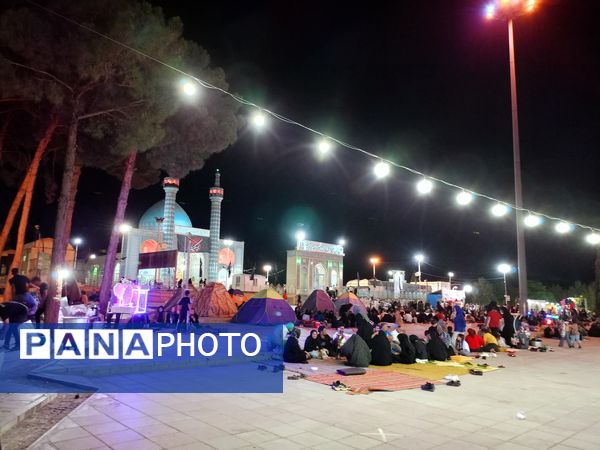 تابستان و شور و شوق مسافران در کاشمر