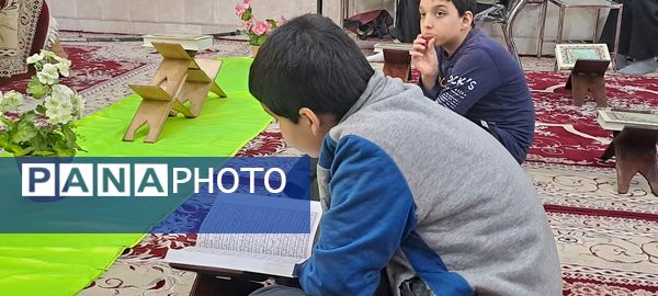 ضیافت افطاری و قرائت جزء هفتم قرآن کریم در مسجدالرضای نیشابور 