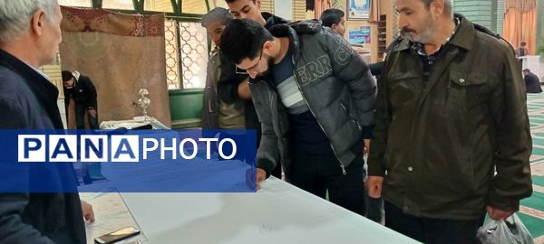 همدلی و وحدت در نماز جمعه باخرز به نمایش درآمد