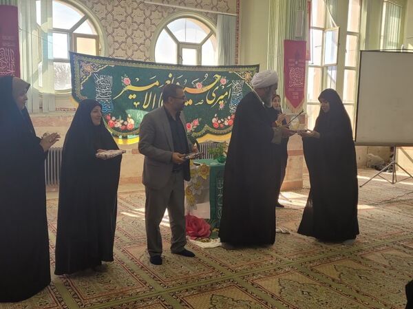 آیین افتتاحیه دهمین دوره طرح مصباح الهدی در مدارس ملارد 