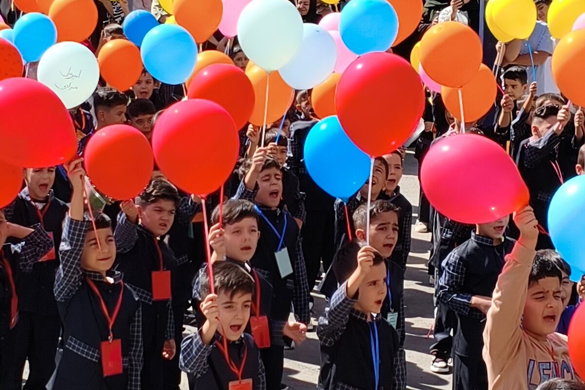 زنگِ مهر در بهارستان دو؛ از فرشته‌ها تا شکوفه‌ها