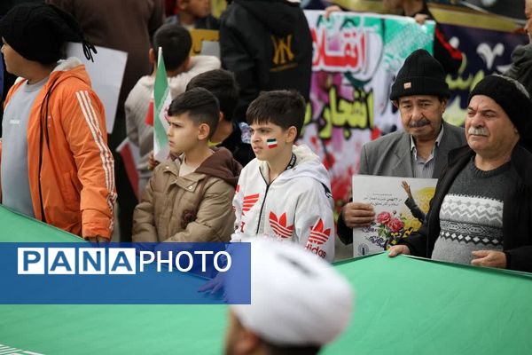 حماسه حضور مردم غیور باقرشهر و کهریزک در راهپیمایی ۲۲بهمن