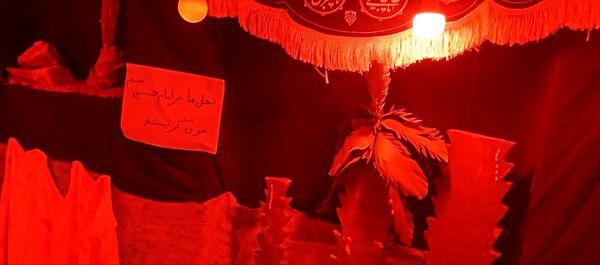 برپایی نمایشگاه در مسیر بهشت در فدافن