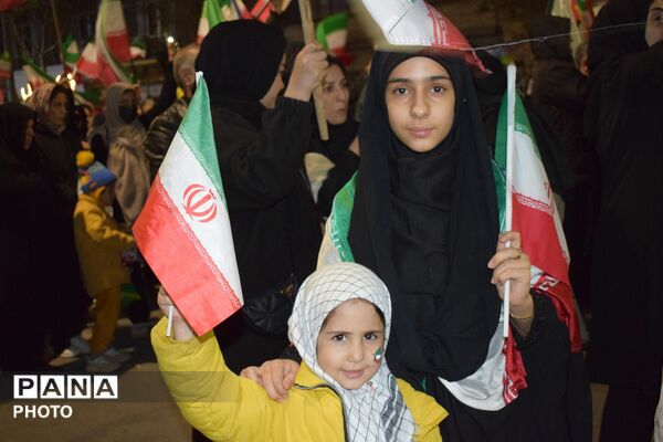 میعادگاه ایستادگی و همدلی در ملایر