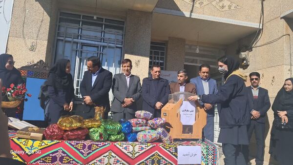 پویش ملی بر مدار مقاومت در دبیرستان پوینده یاسوج