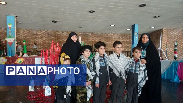 پیش‌کنگره معلمان و بیش از ۱۱۰۰ دانش‌آموز شهید منطقه ۱۶