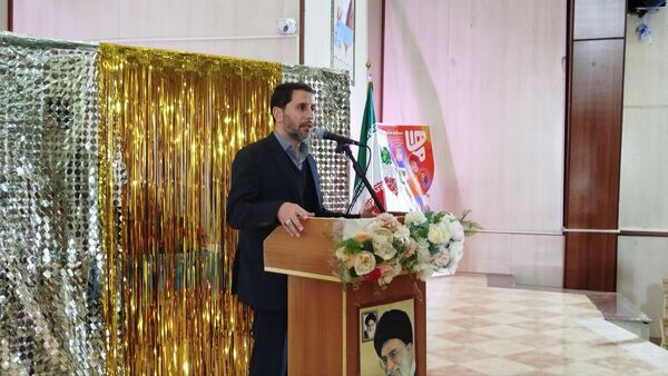 افتتاح جشنواره‌های فرهنگی و هنری دانش‌آموزی با رونمایی از بسته «ایرانمون»