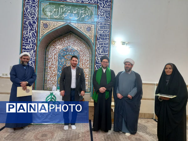 آیین تقدیر از مدرسان و مربیان فعال سازمان دانش‌آموزی استان قم