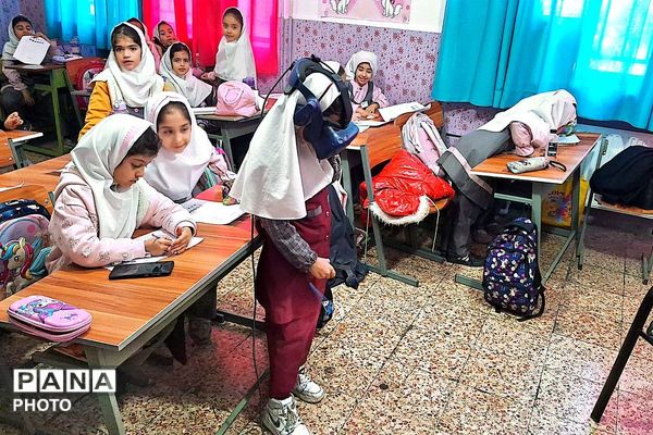 اجرای طرح واقعیت مجازی VR درس فارسی در دبستان ستایش