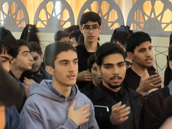 مدرسه شهید رجایی در عزای فاطمه(س) نوای سینه‌زنی سرداد