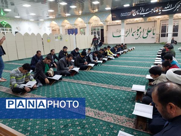 برگزاری محفل انس با قرآن در شهرستان کاشمر 