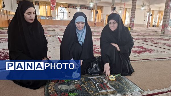 تجدید میثاق مسئولان آموزش پرورش کهگیلویه و بویراحمد با شهدا به‌مناسبت هفته امور تربیت اسلامی