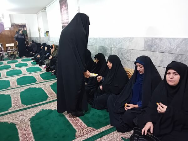 مراسم ایام فاطمیه در مسجد پنج تن آشخانه