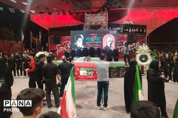 وداع شیرازی‌ها با «آقای شهید ایران»