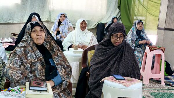 مراسم معنوی اعتکاف دانش‌آموزی در مسجد امام خمینی(ره)